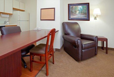 Hotel Mainstay - Cary Raleigh