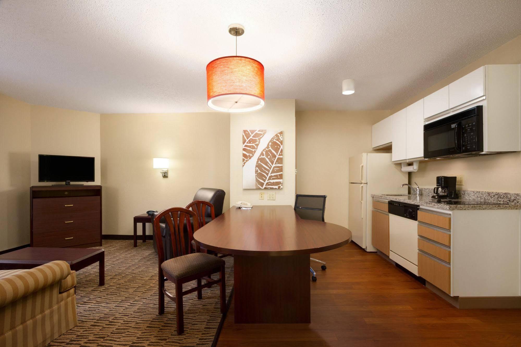 Mainstay - Cary Raleigh