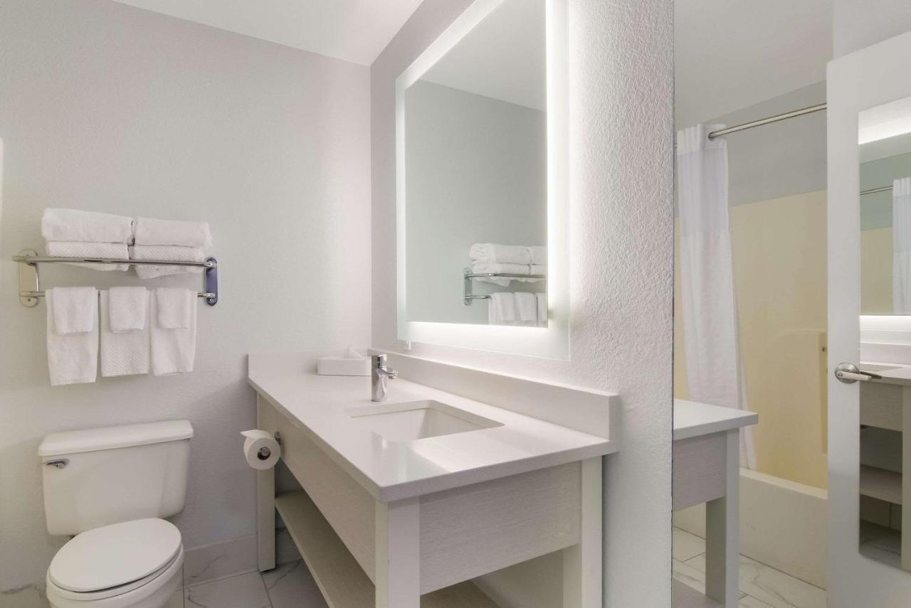 Mainstay - Cary Hotel 2*
