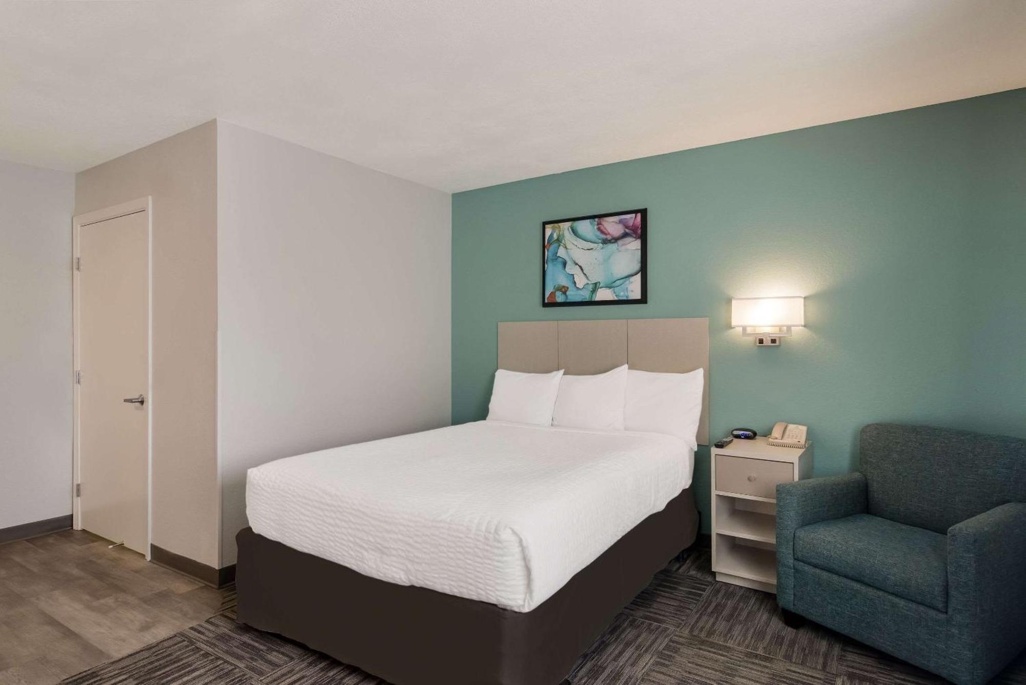 Hotel Mainstay - Cary